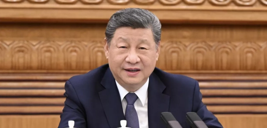 China defende livre navegação no estreito de Ormuz e pede cessar-fogo